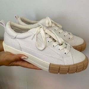 NEW Sam Edelman Circus White Sneakers Women’s 9.5 US